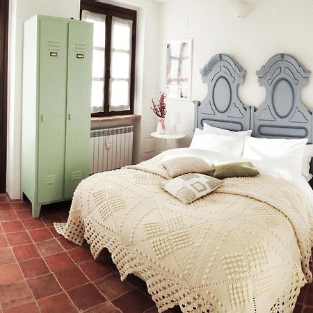 Il Poggio B&B San Damiano al Colle Esterno foto