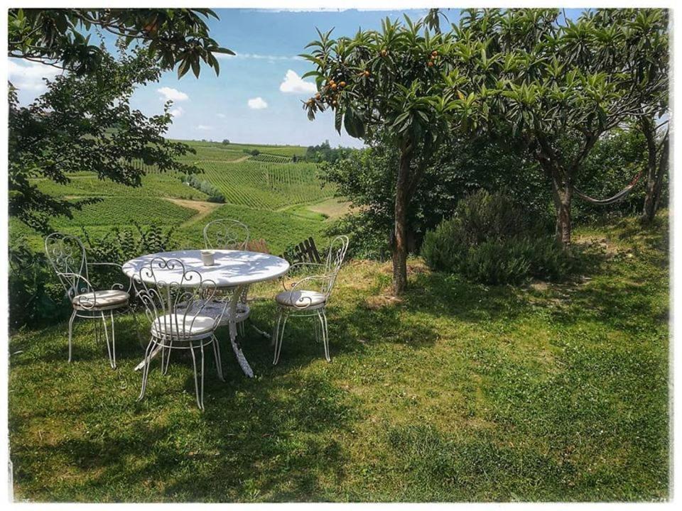 Il Poggio B&B San Damiano al Colle Esterno foto